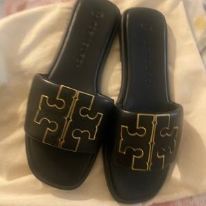 Women sandals